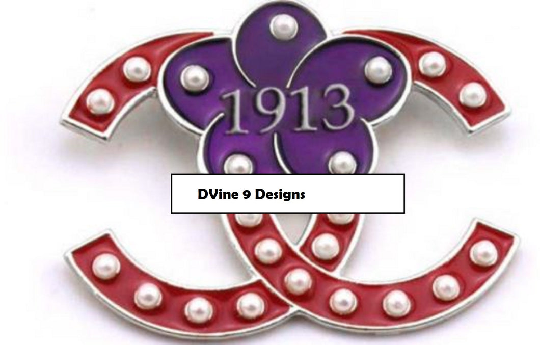 Crimson & Cream 1913 African Violet 22 Pearls Brooch