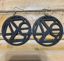 Load image into Gallery viewer, Delta Sigma Theta Large Circle Wooden Earrings
